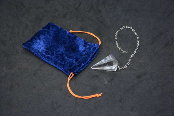 Micro-pouch for pendulums, talismans