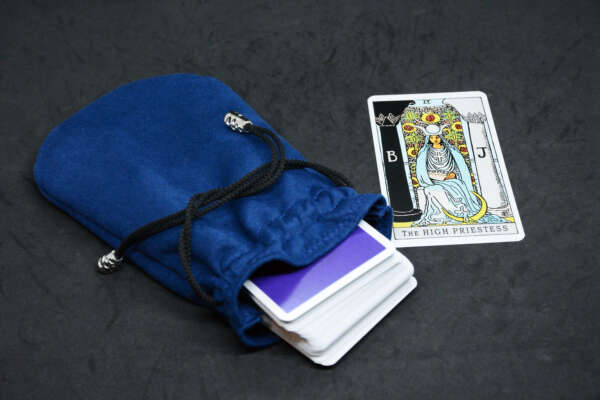 The pouch for Runes and Tarot Ink