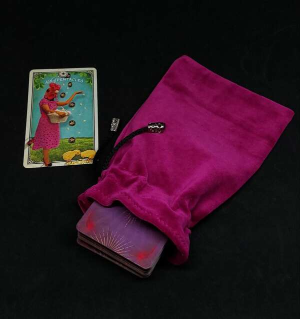 The pouch for Runes and Tarot Fuchsia