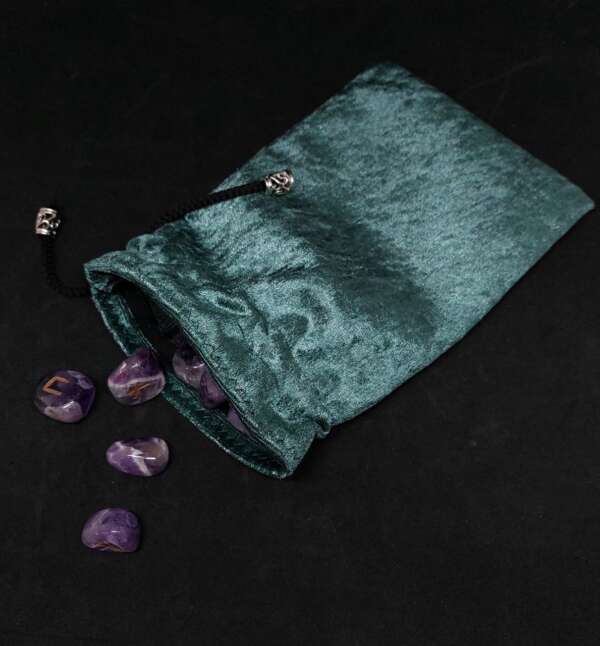 The pouch for Runes and Tarot Wormwood