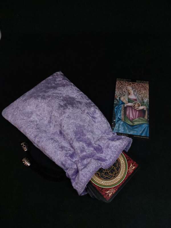 The pouch for Runes and Tarot Lavender Tenderness